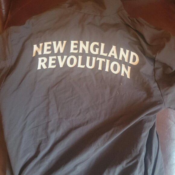Adidas MLS Soccer New England REVOLUTION Gray Jacket Mens Small - Picture 2 of 3